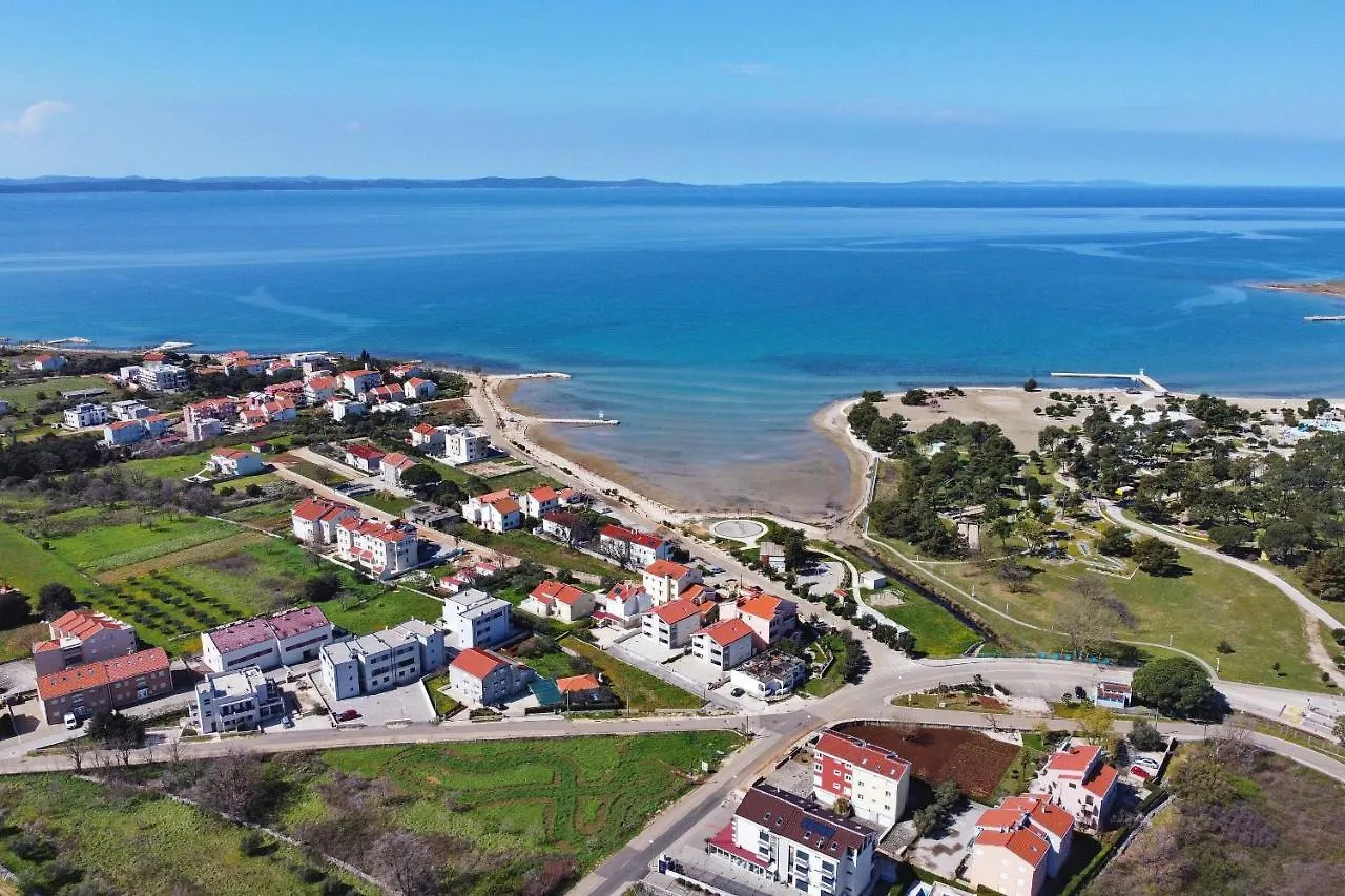 Appartement 1 Zaton Beach Mit Terrasse Und Grill Hochmodern Und Strandnah